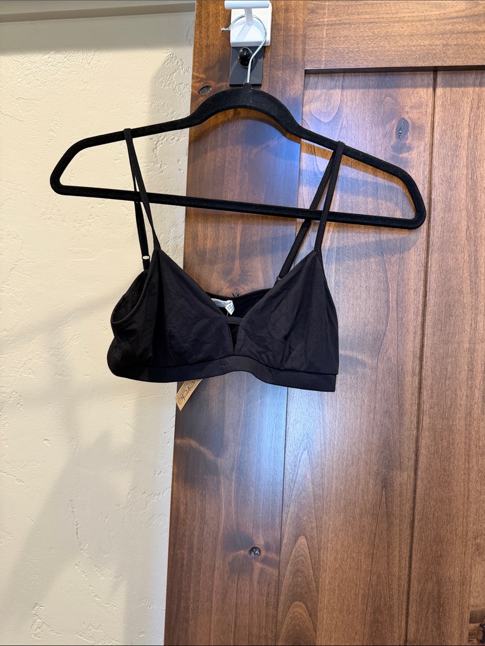 Everyday Black Wireless Bralette with Adjustable Straps